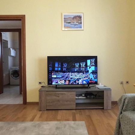 Big Apt 3Bed 3Bath 10 Min Walk Acropolis Athén Kültér fotó
