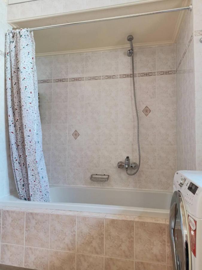 Big Apt 3Bed 3Bath 10 Min Walk Acropolis Athén Kültér fotó